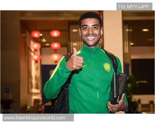 足球明星阿兰特斯的传奇之路与辉煌成就揭秘